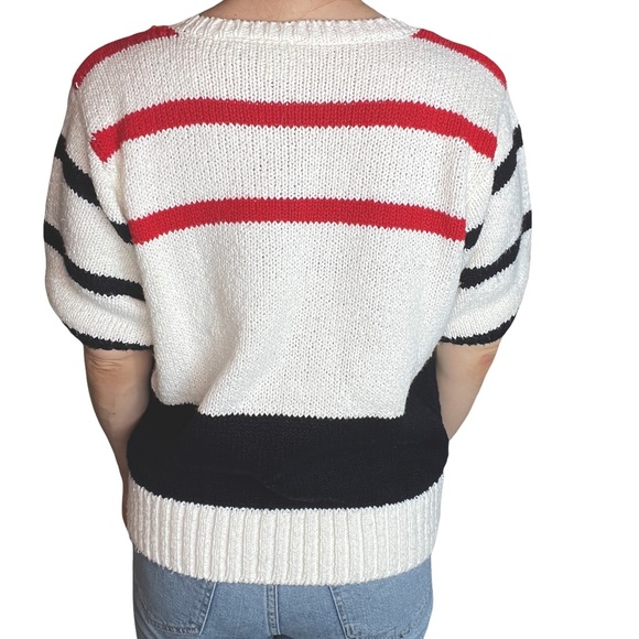 Vintage Colter Bay Short Sleeve with Flowers Sweater, Size Large - Picture 2 of 7